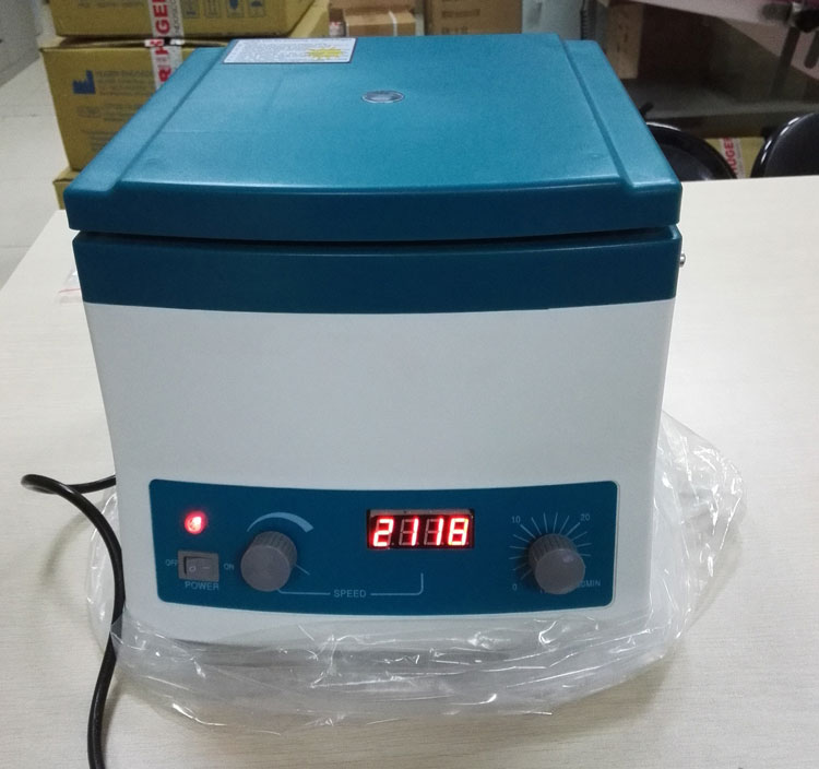 China Centrifuge Economical Type 5000rpm Large Capacity Centrifuge for Lab Low Speed Centrifuge